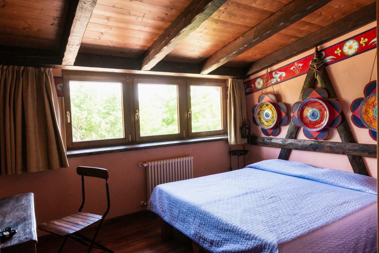 Agriturismo Mezzaluna Malchina Buitenkant foto