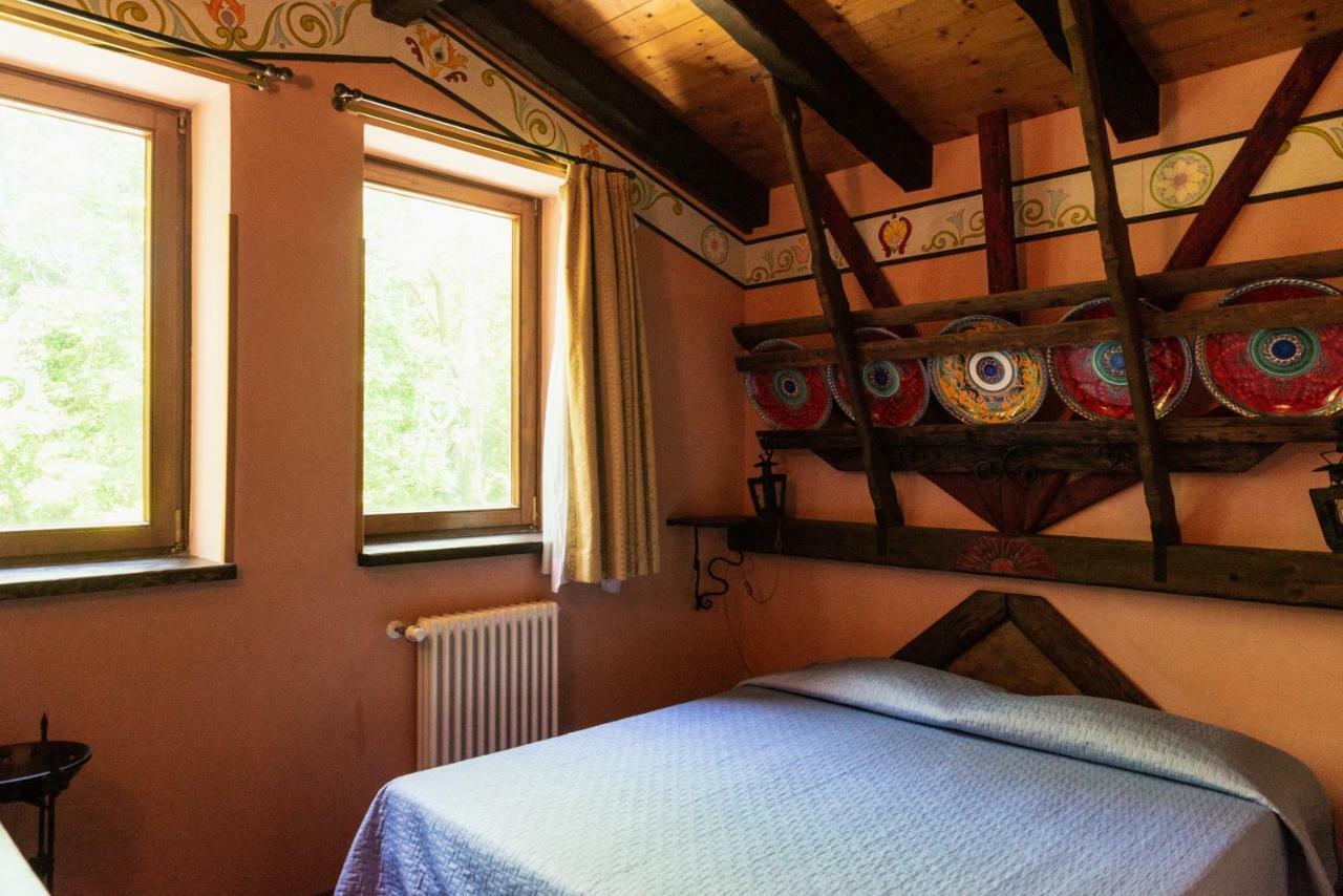 Agriturismo Mezzaluna Malchina Buitenkant foto